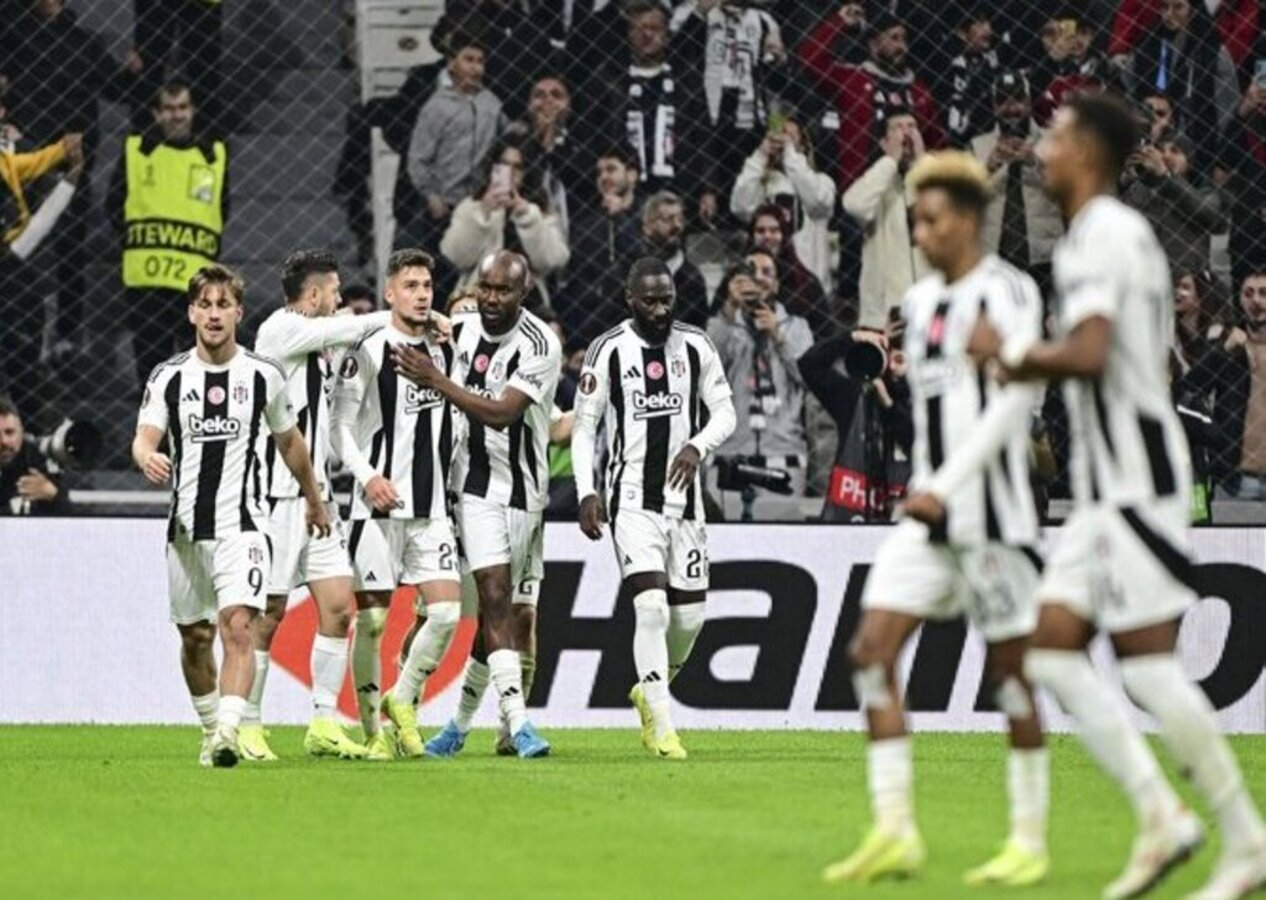 Beşiktaş ikinci yarı açıldı, 3 puanı hanesine yazdırdı! Beşiktaş 2 - 1 Malmö | Maçın özeti