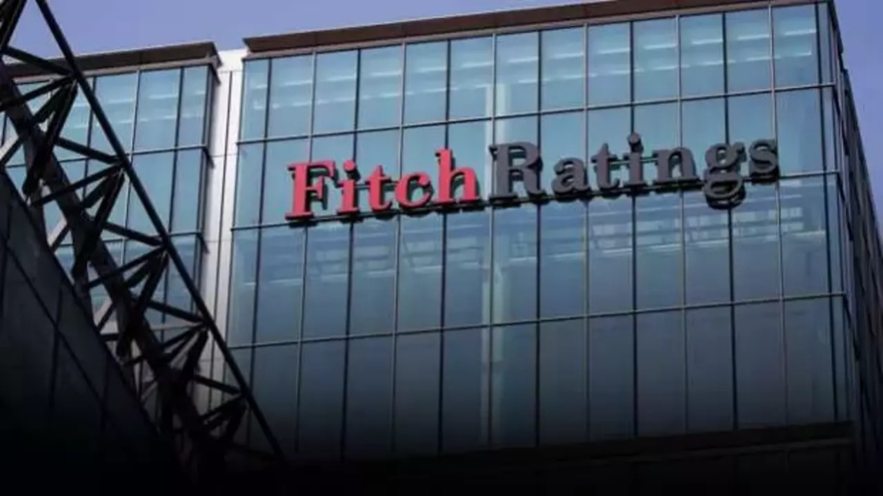 Fitch'ten ABD yorumu: Vergi indirimleri bütçe açığını artırabilir