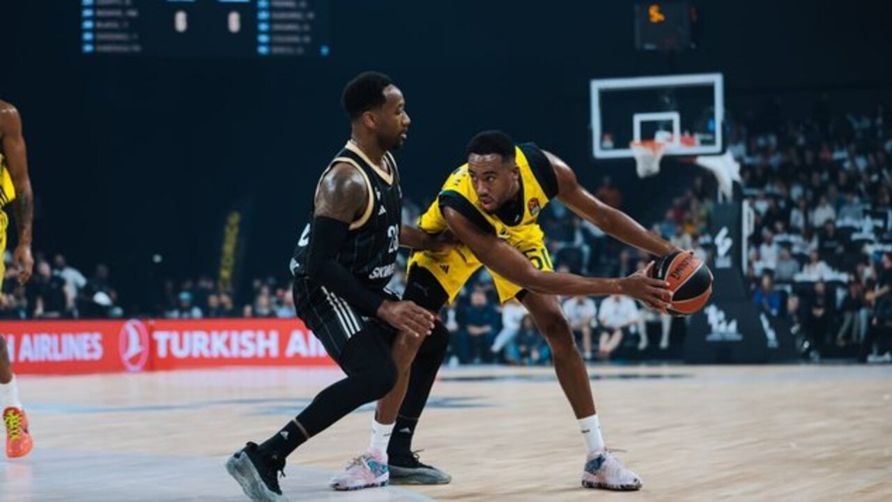 Fenerbahçe frene basmadı, Fransa deplasmanında da kazandı! Lyon-Villeurbanne 73 - 77 Fenerbahçe Beko | Maçın sonucu