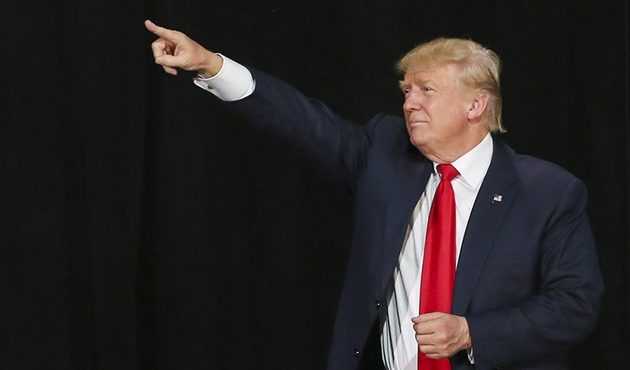 Başkan Trump'dan futbolcuya ağır küfür! 'O..... Çocuğu'