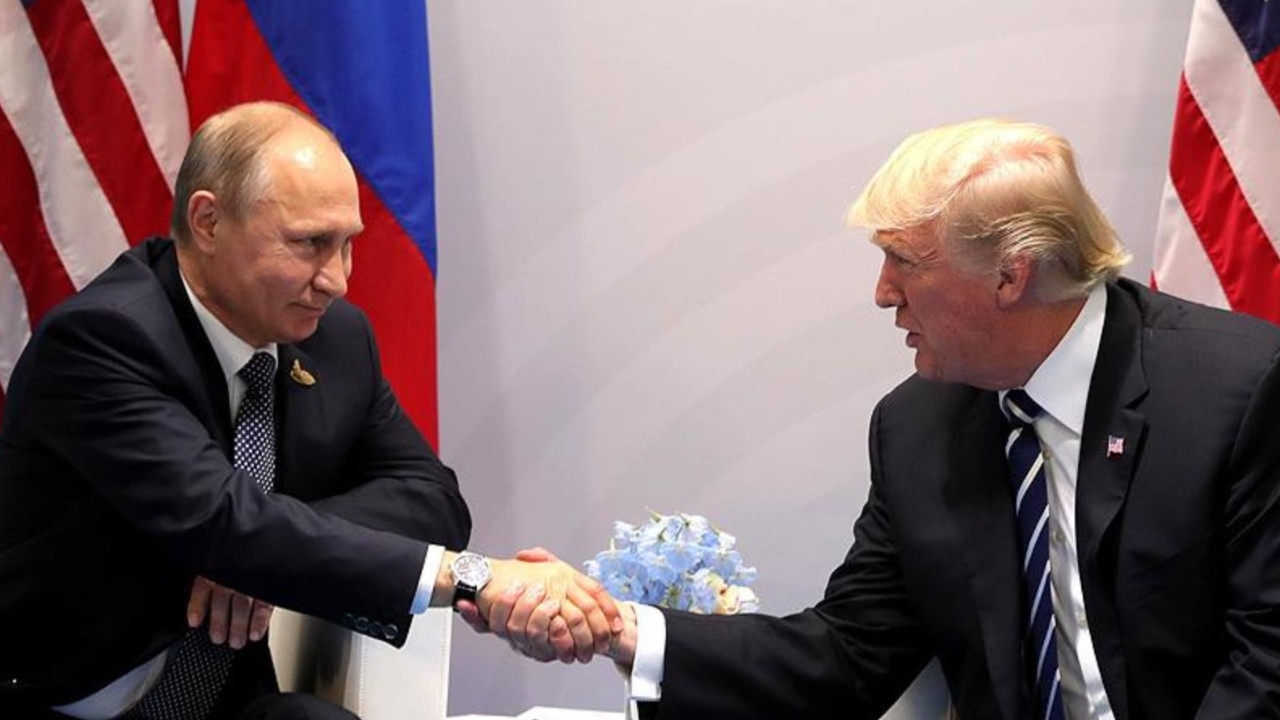 Putin seçim zaferinden dolayı Trump'ı tebrik etti