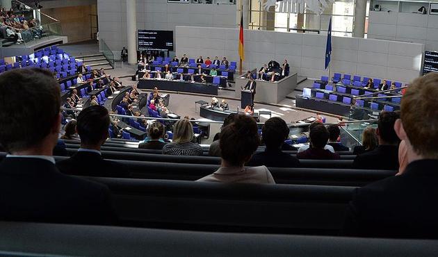 Merkel'in önündeki tek seçenek! "Jamaika modeli"
