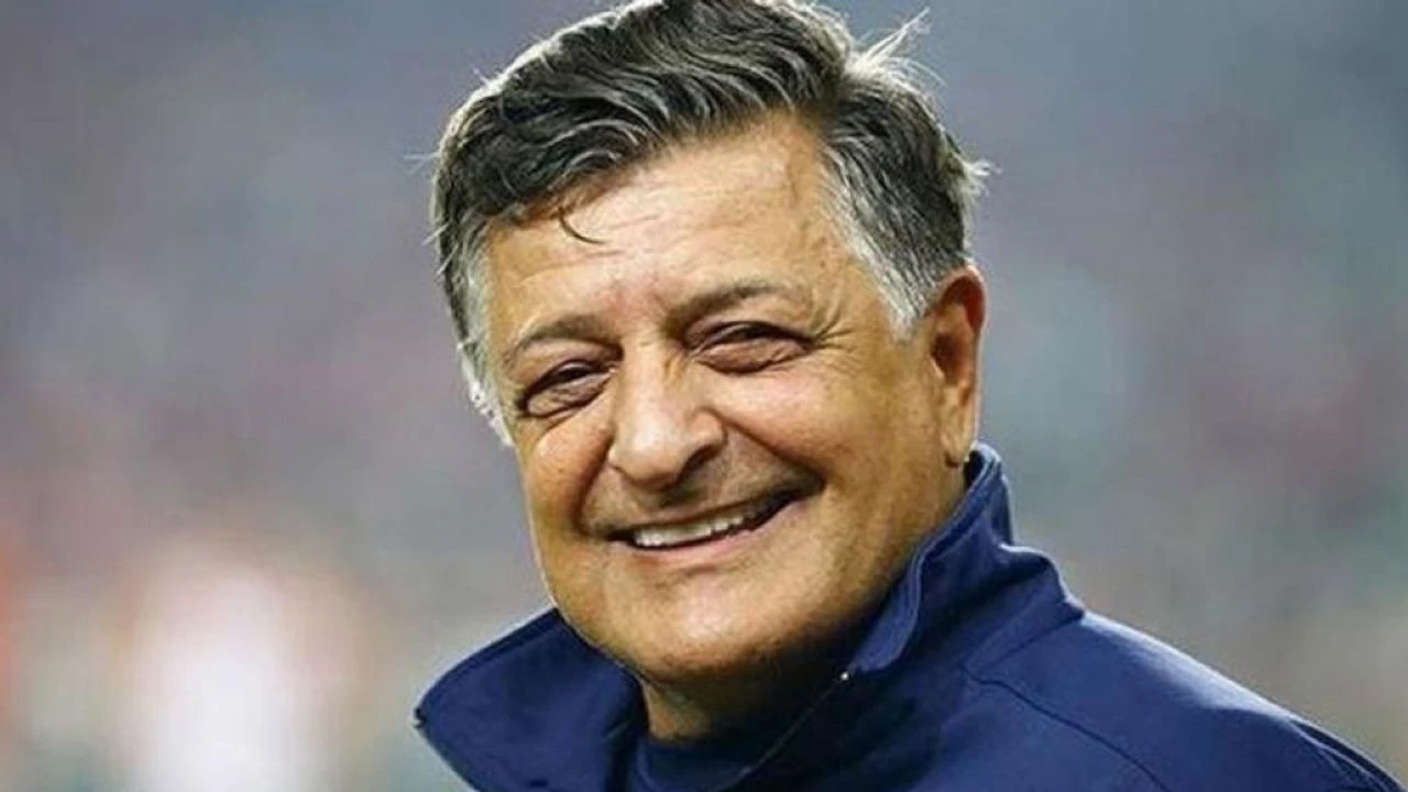 Yılmaz Vural: "Bir Türk vatandaşı olarak Galatasaray'la gurur duydum! Bunu başarabilen bir Türk takımı görmemiştim"