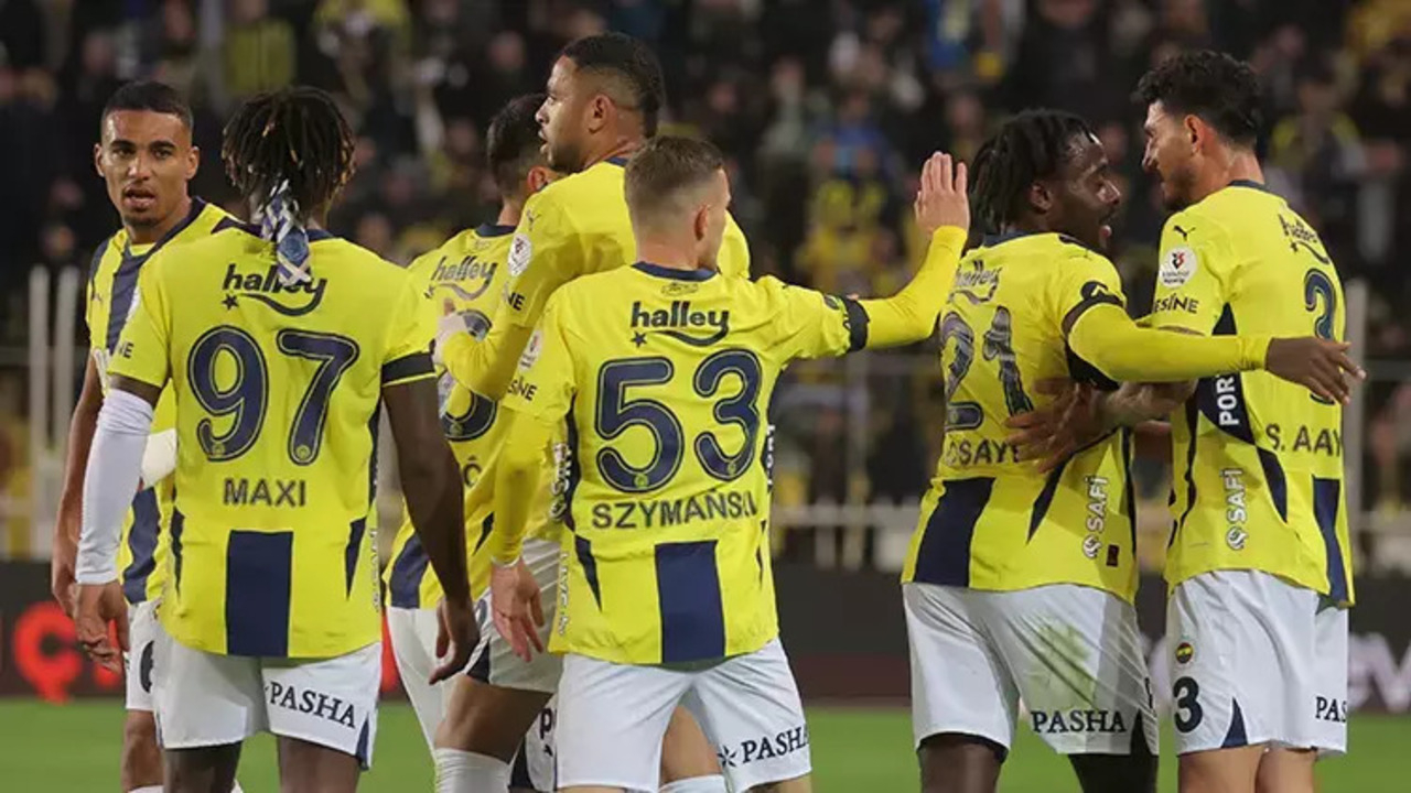 Fenerbahçe güle oynaya kazandı, 3 puanı hanesine yazdırdı! Fenerbahçe 4 - 0 Sivasspor | Maçın özeti