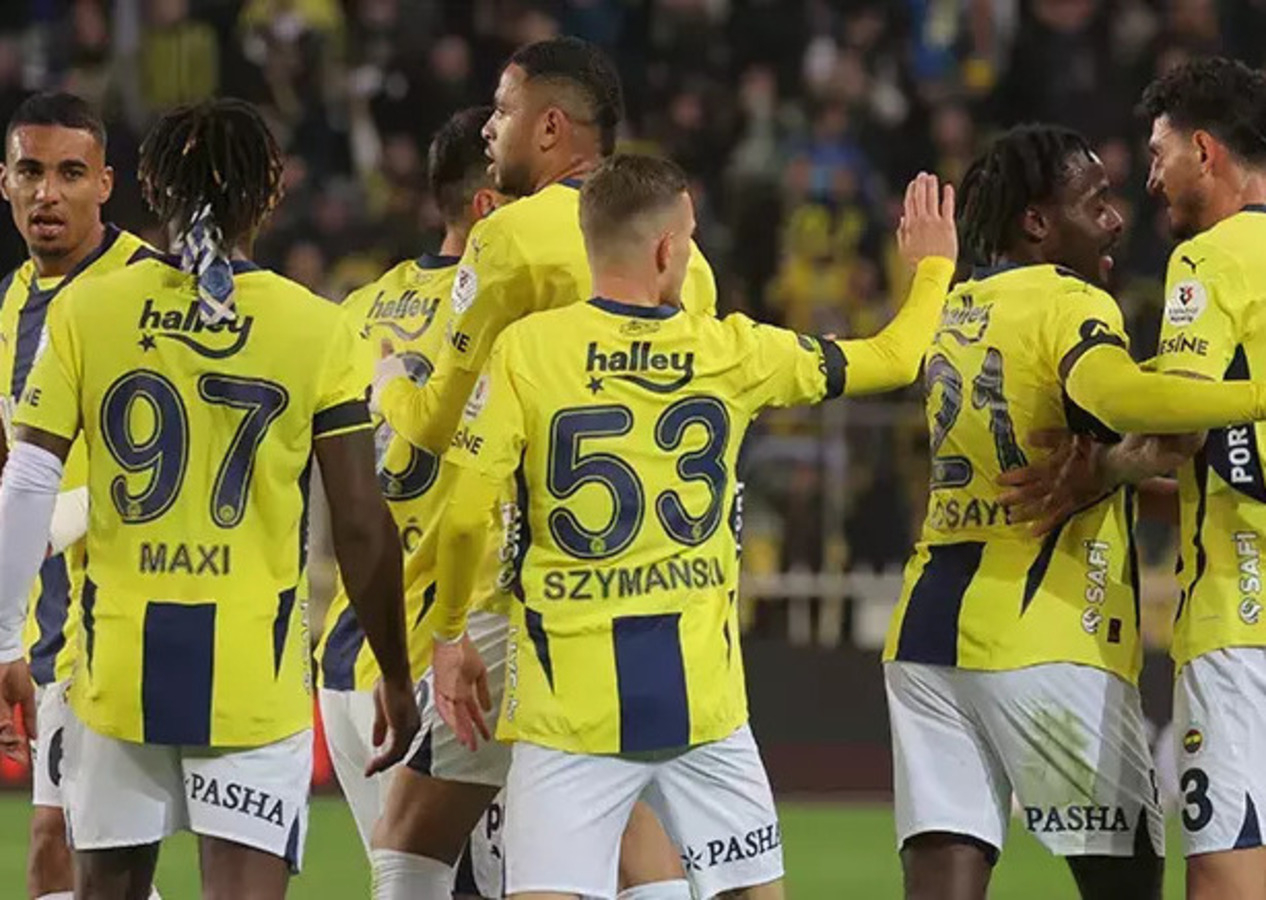 Fenerbahçe güle oynaya kazandı, 3 puanı hanesine yazdırdı! Fenerbahçe 4 - 0 Sivasspor | Maçın özeti