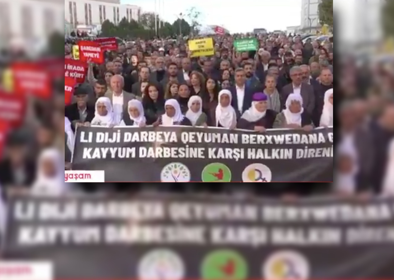 DEM Parti tahrik dozunu artırdı! Topluca PKK marşı okudular! Bakın kimler oradaydı!