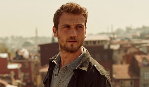 Aras Bulut İynemli'den 'Çukur' için yeni stil!