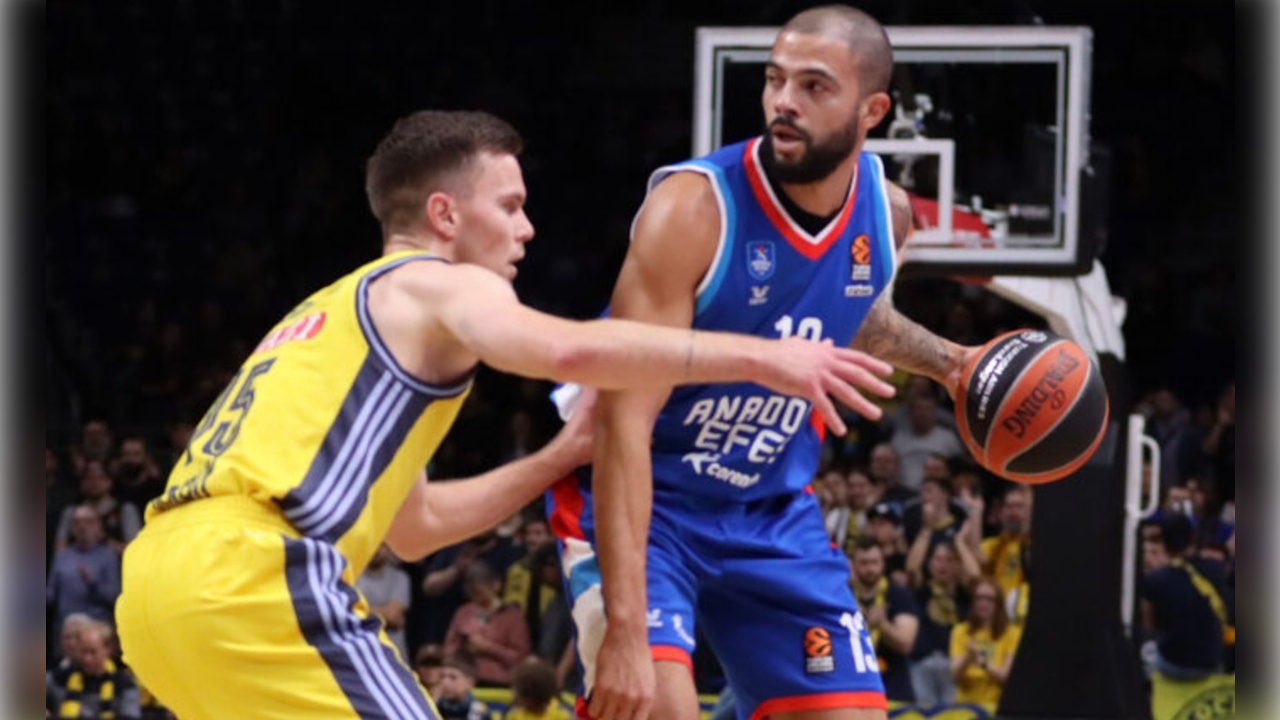 Baskonya Anadolu Enes canlı maç izle S Sport
