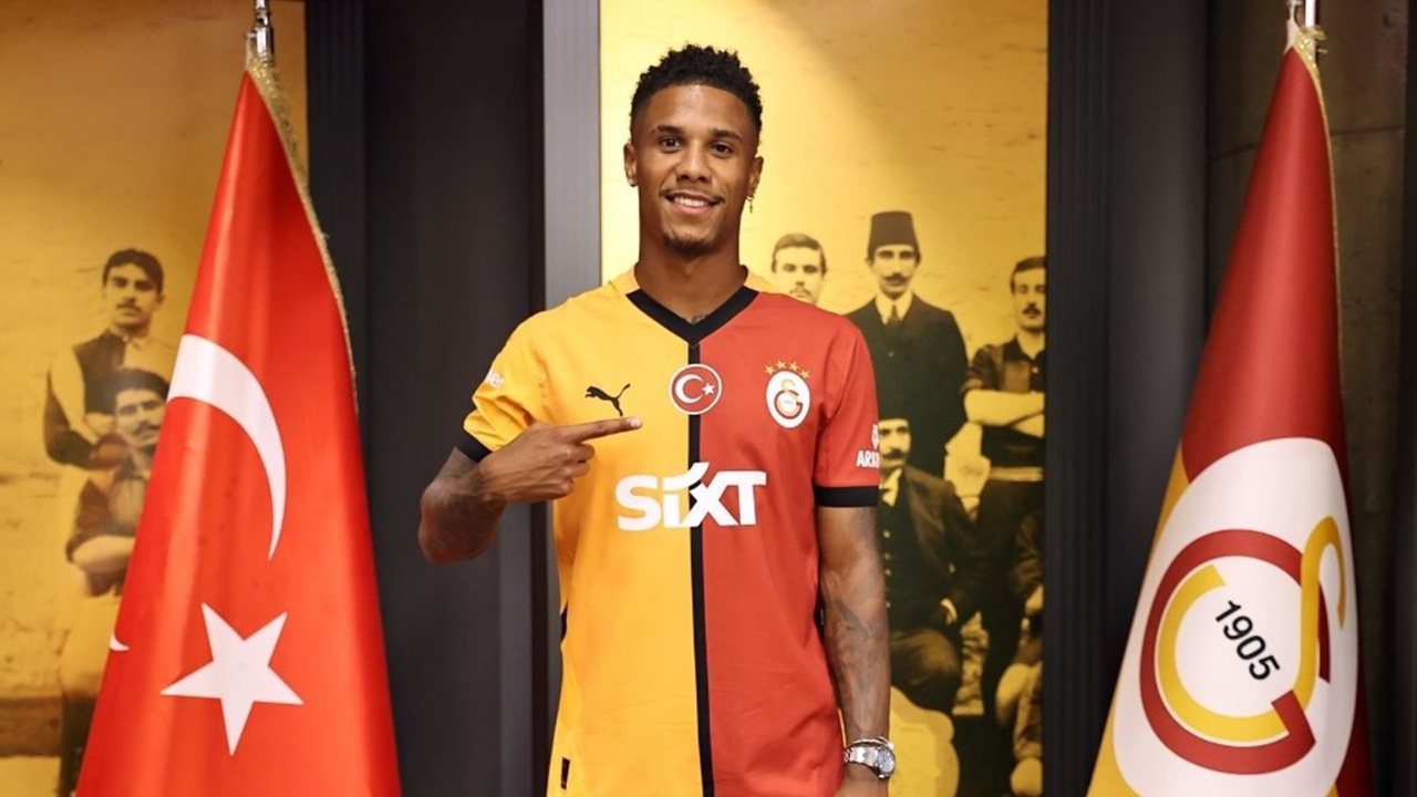 Senegal Futbol Federasyonu'ndan Galatasaray'a kötü haber! 'Ismail Jakobs'ta 3. derece yaralanma tespit edildi' Kamp kadrosundan çıkarıldı!