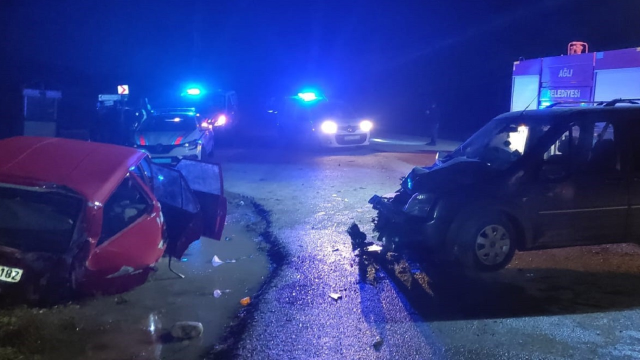 Kastamonu son dakika haberi: Feci kazada araç hurda yığınına döndü: 1 ölü, 1'i ağır 2 yaralı