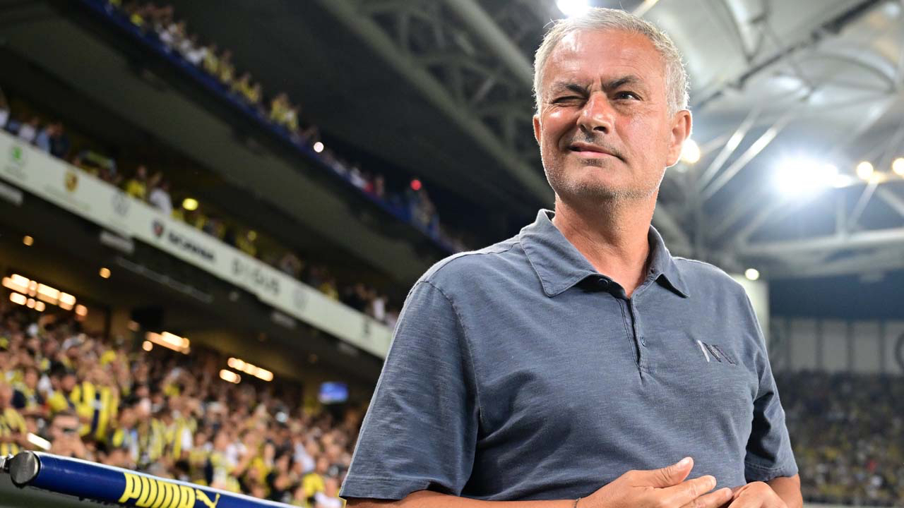 Fenerbahçe'de Jose Mourinho 3'lü sisteme geçiyor! Dusan Tadic'e yeni görev