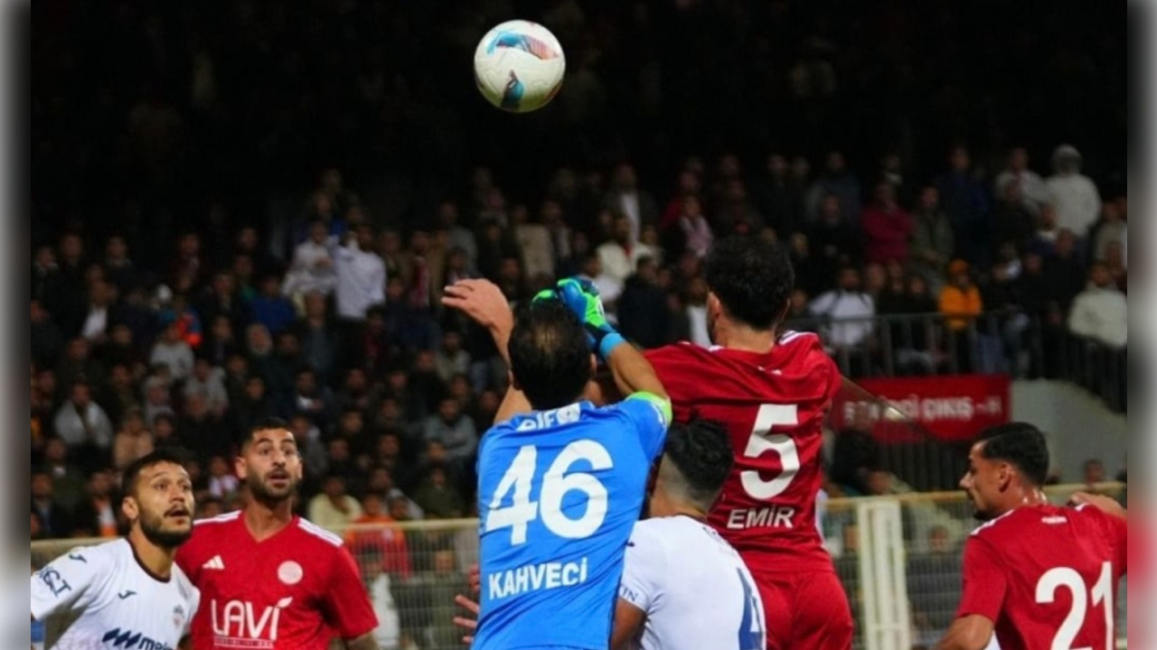 Batman Petrolspor Afyonspor maç özeti ve goller 3-1 geniş özet