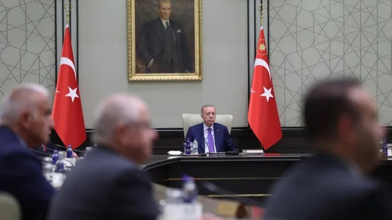 Kabine yarın toplanıyor! Masada asgari ücret, memur ve emekli zammı, kayyumlar var