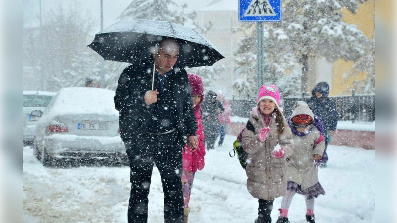 Yozgat’ta kar etkili oldu! 1 Gün süre ile okullar tatil...