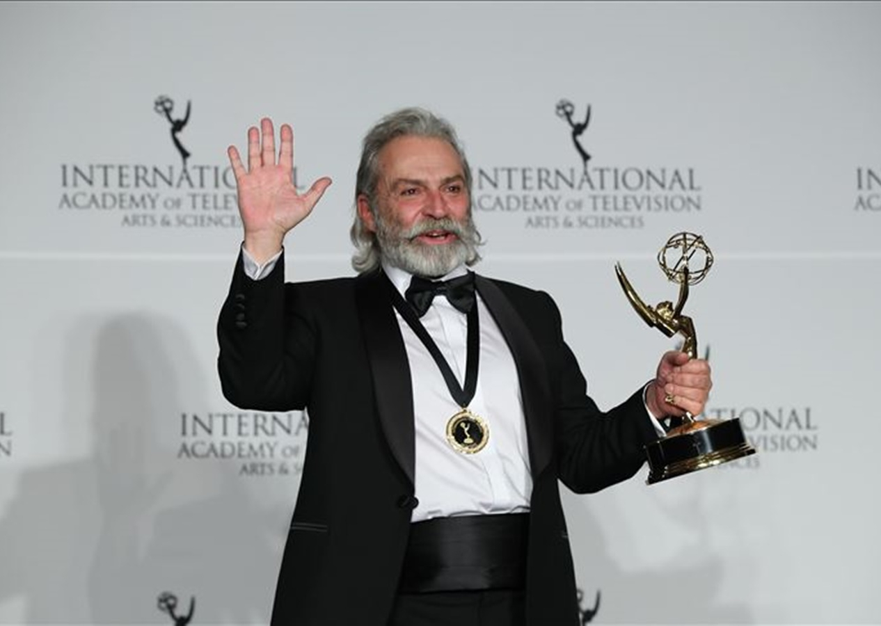 En İyi Erkek Oyuncu seçilmişti! Haluk Bilginer, Emmy Ödülleri'nde ülkemizi yeniden temsil edecek