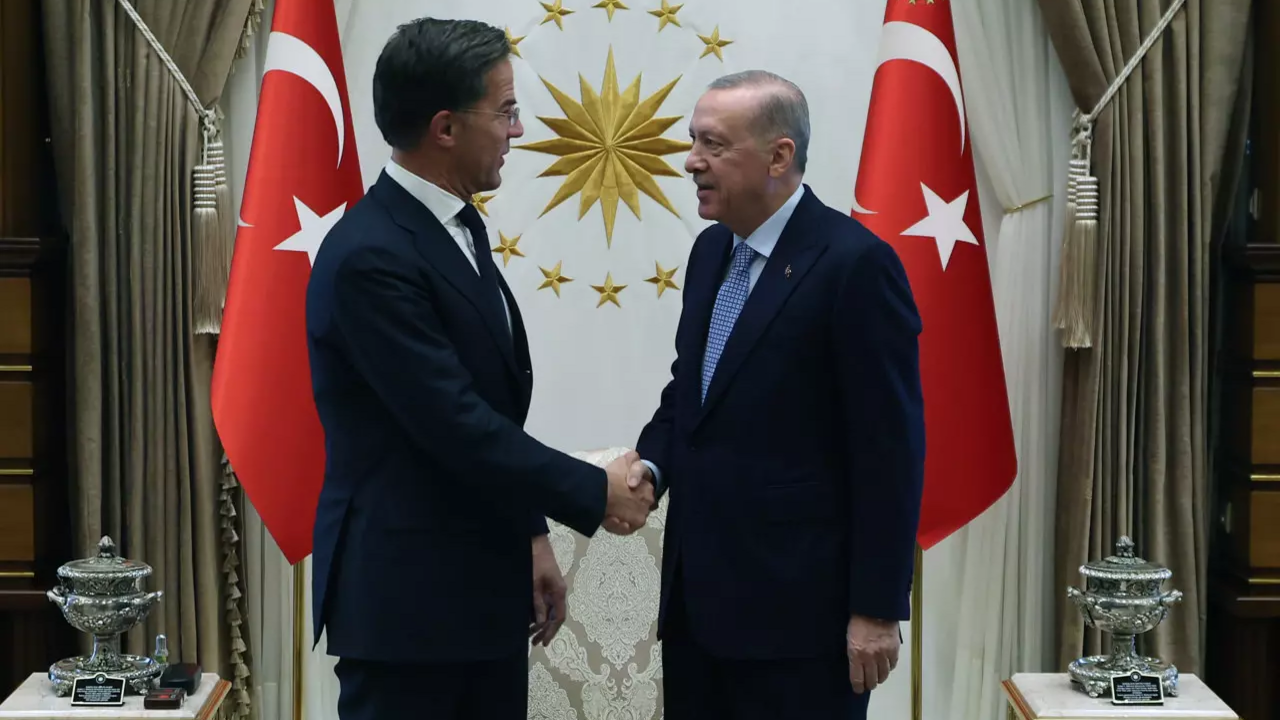 Cumhurbaşkanı Recep Tayyip Erdoğan, NATO Genel Sekreteri Mark Rutte’yi kabul etti: Terörle mücadelede ortak adım vurgusu!