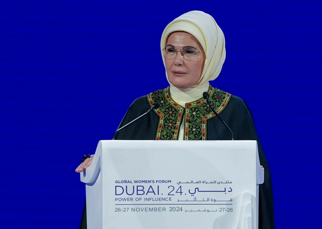 Emine Erdoğan, Dubai Küresel Kadınlar Forumu'nun açılış konuşmasını yaptı