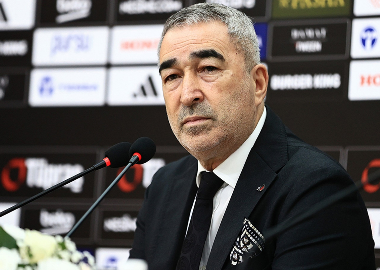 Beşiktaş'ta görevden alınan Samet Aybaba'dan ilk açıklama! 'WhatsApp mesajı ile öğrendim'