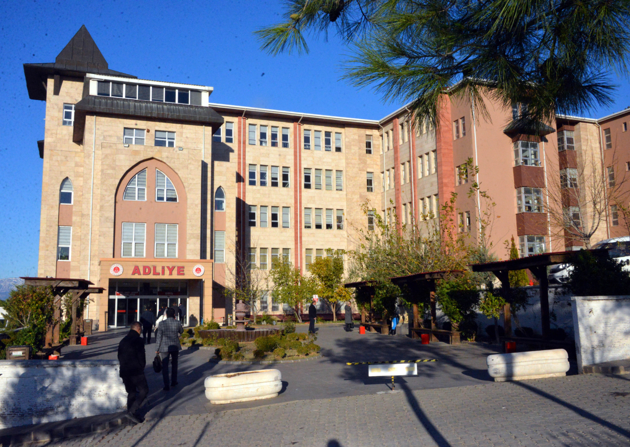110 kişiye mezar olan sitenin davasında sanıkların şok eden savunması: Bankalar suçlu...