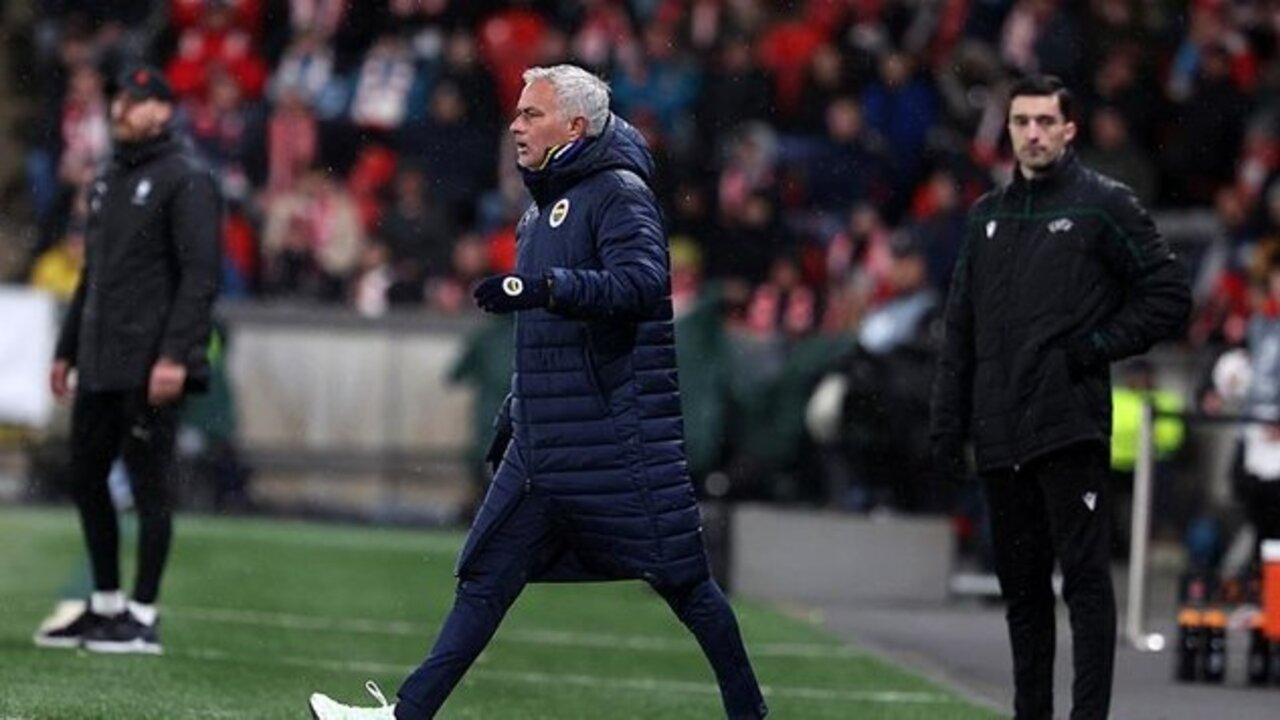 Jose Mourinho'dan çarpıcı açıklamalar: Kaderimizi Kadıköy'de kendimizi belirleyeceğiz!