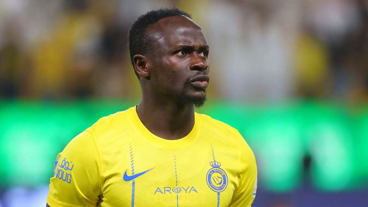 Fenerbahçe'ye Al-Nassr'dan sürpriz Sadio Mane önerisi! Yönetim kararını verdi