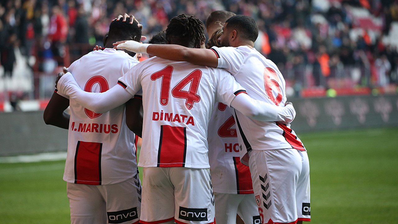 Samsunspor Volkan Demirel'in Bodrum'unu ezip geçti! Şut bile attırmadan 4-0 kazandılar