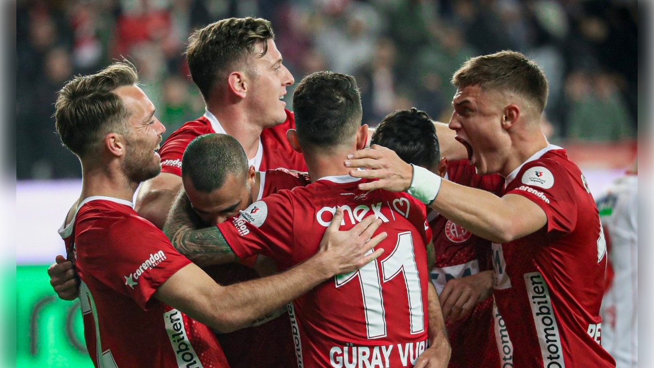 Antalyaspor Sivasspor maç özeti izle 2-1 Goller ve beIN Sports özet izle