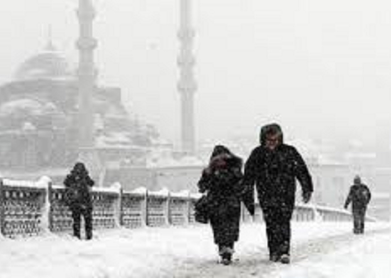 İstanbullular dikkat! Kar, sağanak ve dondurucu soğuk 3 gün etkili olacak!