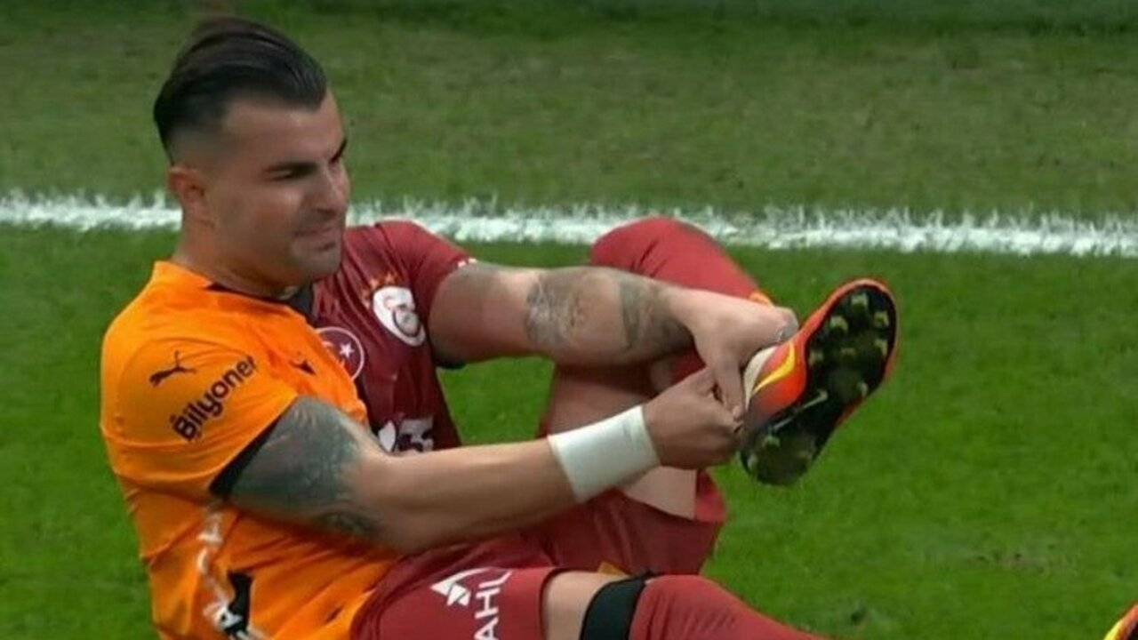 Sakatlanan Abdülkerim Bardakcı'dan Galatasaray taraftarını üzecek görüntü!