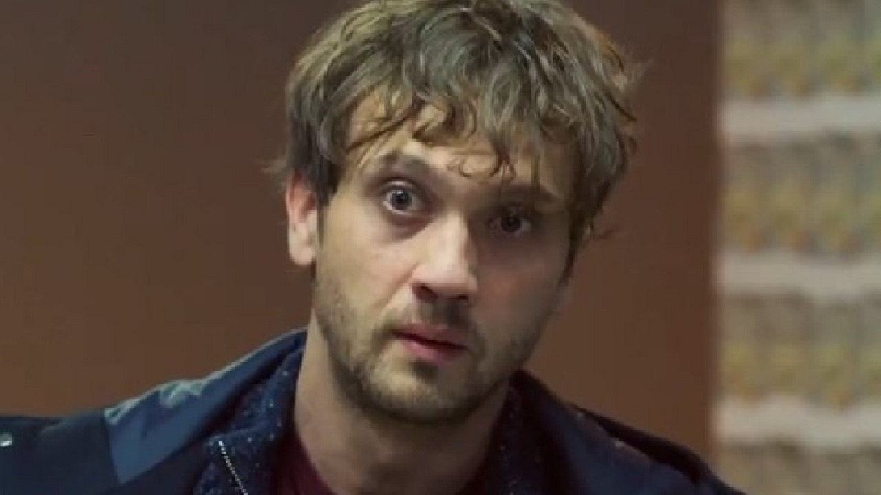 Aras Bulut İynemli set kazası geçirdi! Acil ameliyata alındı...