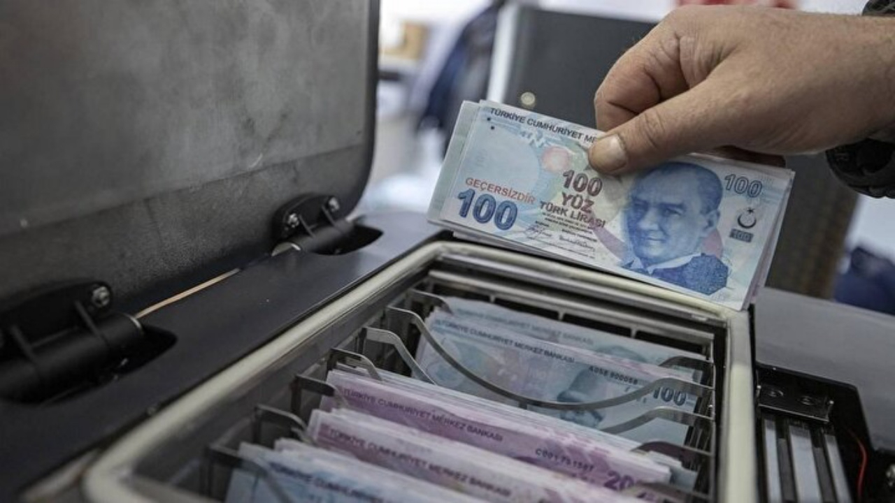 Rakamlar güncellendi! Meslek meslek yeni maaşlar belli oldu