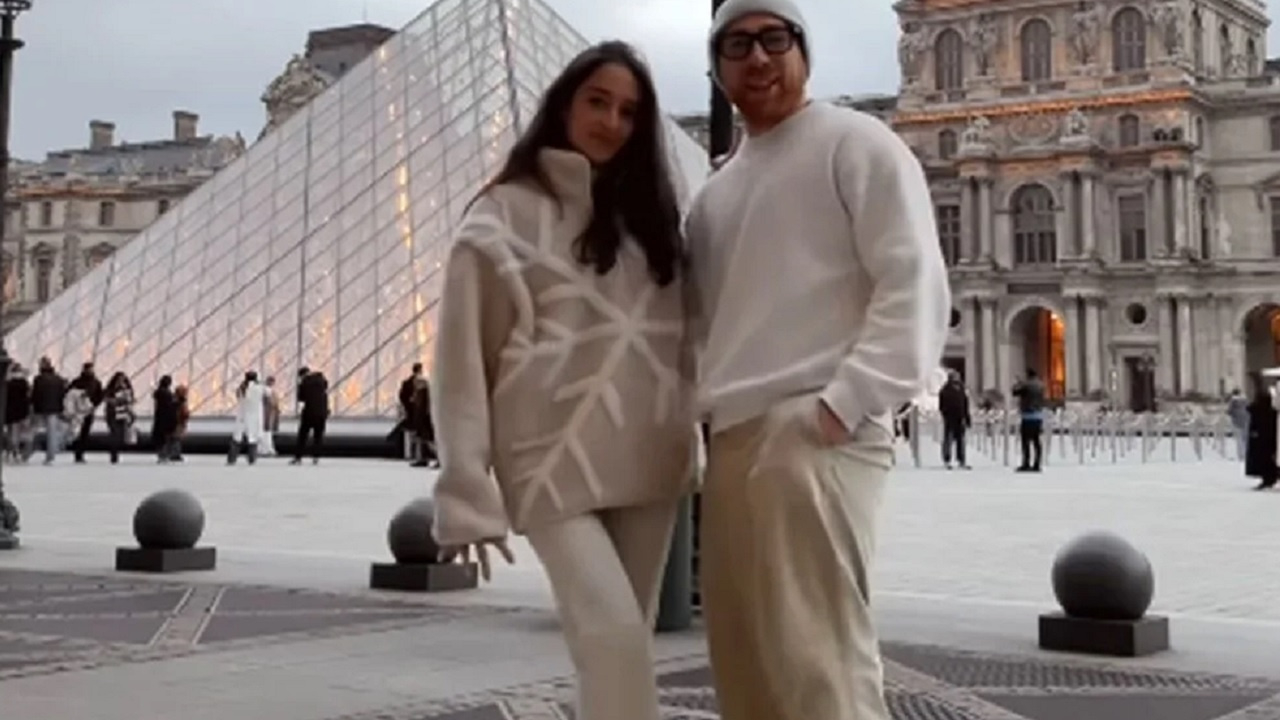 Çocuklar Duymasın'ın oyuncusu Furkan Kızılay evleniyor! İşte Paris'te romantik evlilik teklifinden kareler...