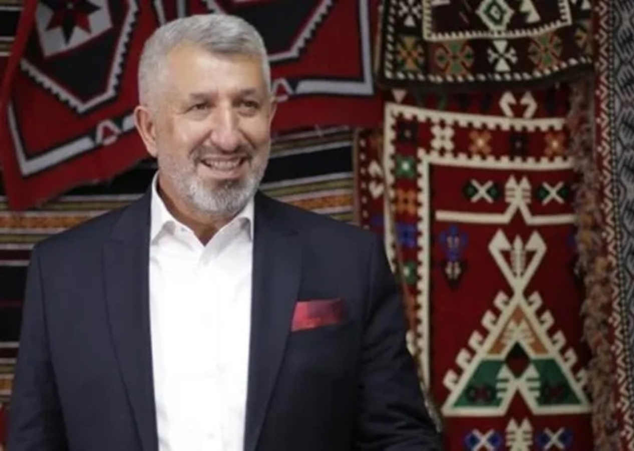 CHP'li Gaziantep Karkamış Belediye Başkanı Mustafa Güzel, istifa edip AK Parti'ye geçti! 'Şehrimin menfaati için Cumhurbaşkanı Erdoğan'ın emrindeyim'