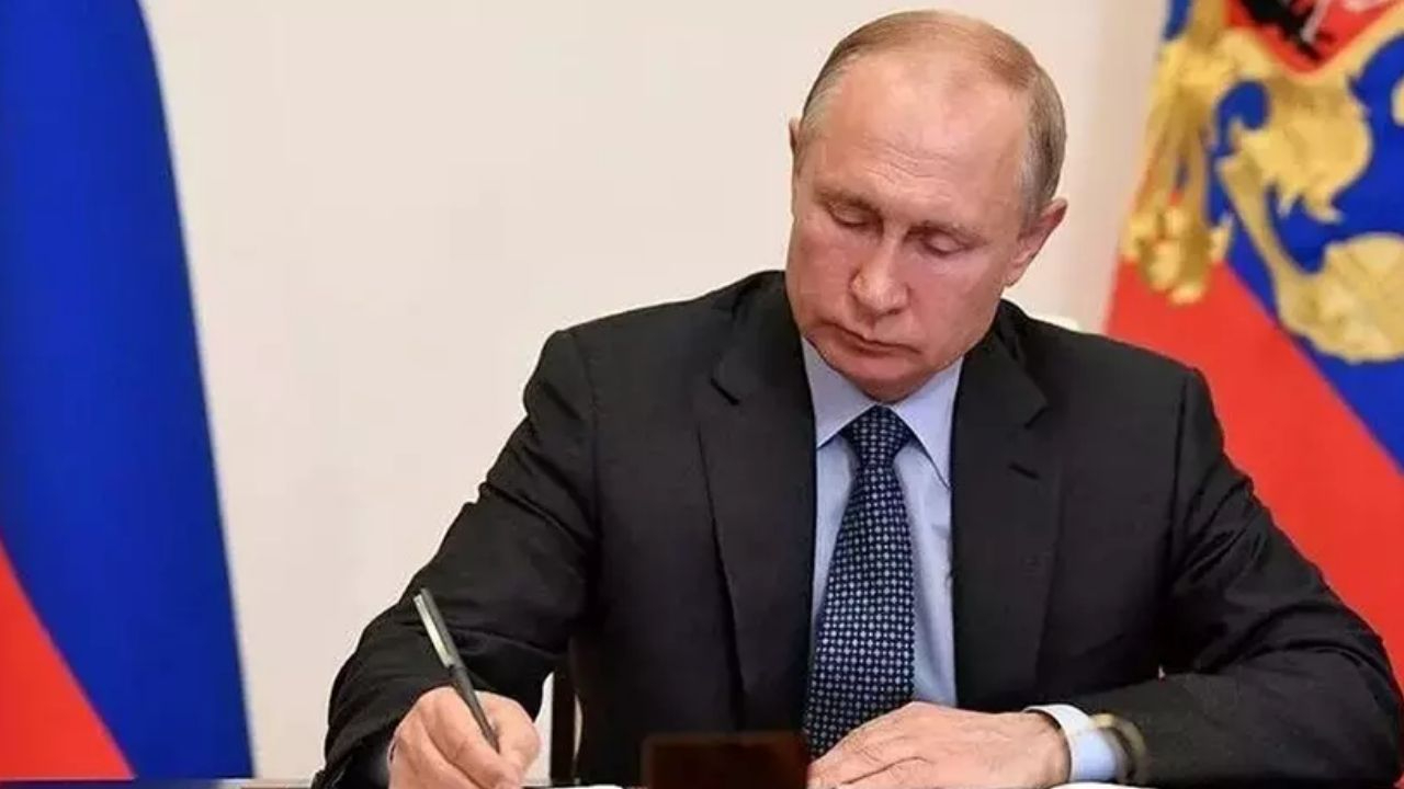 Putin'den flaş 'doğal gaz' adımı! Kararı iptal etti