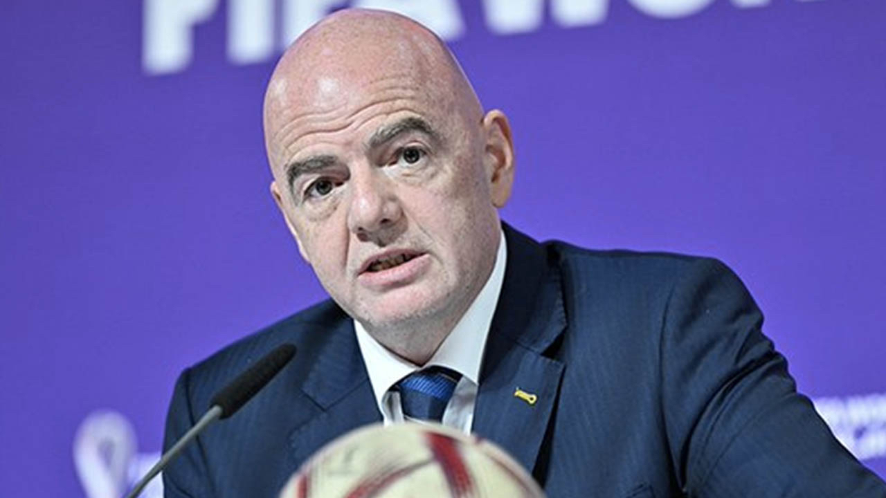 FIFA'dan flaş karar! Futbola bir transfer dönemi daha geliyor