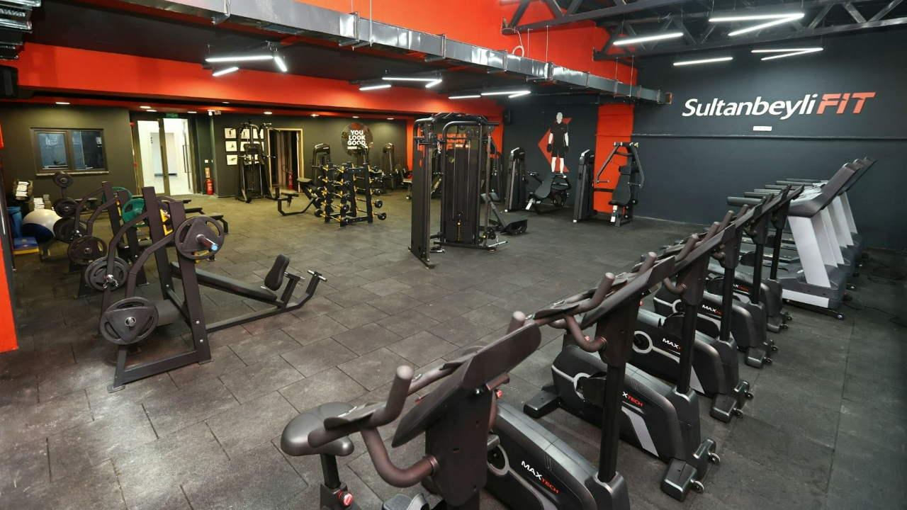 Sultanbeyli Belediyesi'nden halka ücretsiz fitness hizmeti