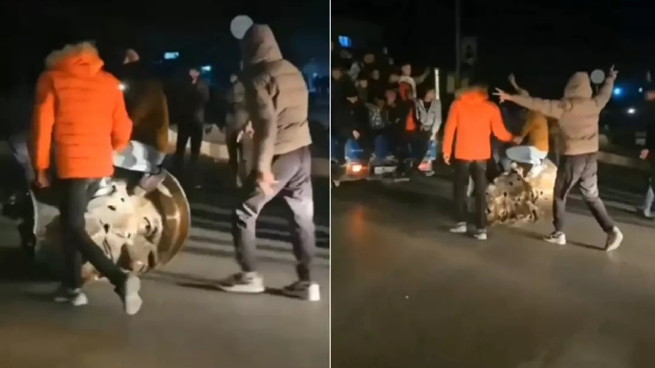 Suriye'de iktidar sallanıyor... Muhalifler Dera'yı da ele geçirdi: Hafız Esad'ın heykeli sokaklarda böyle gezdirildi