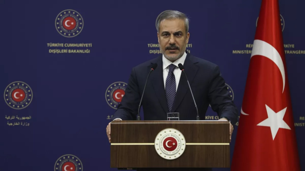 Türkiye'den ilk açıklama! Bakan Fidan: Milyonlarca Suriyeli artık ülkesine dönebilir