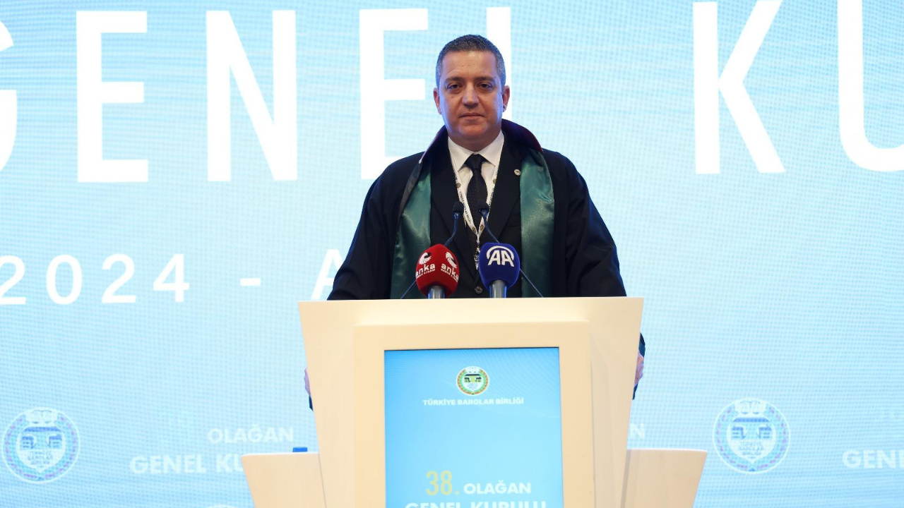 Türkiye Barolar Birliği Başkanlığına, Ramiz Erinç Sağkan yeniden seçildi