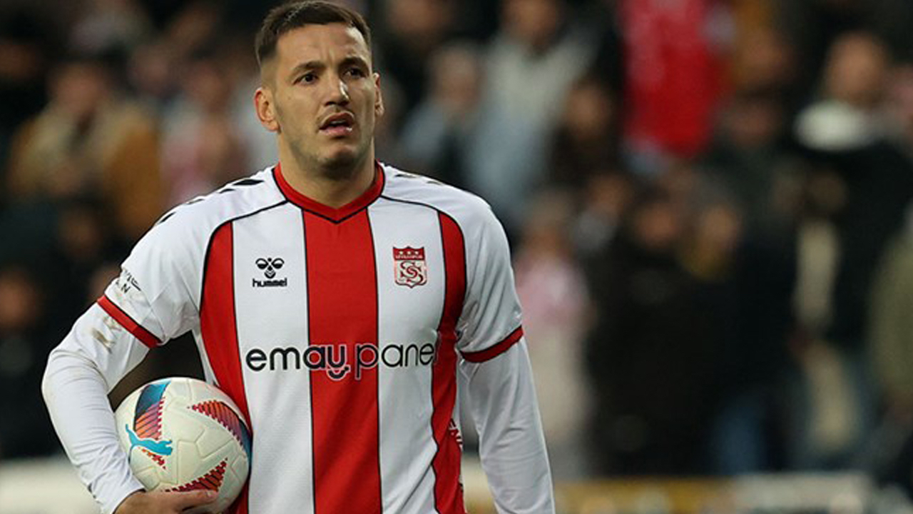 Barış Alper Yılmaz'ın ayağını kıracaktı! Sivasspor Rey Manaj'a sahip çıktı: "Bu olaylar futbolun parçası"