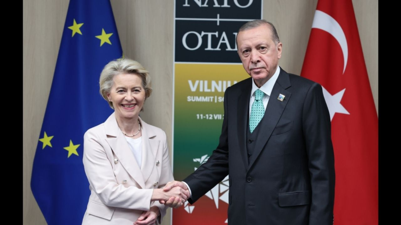 Suriye diplomasisi! Erdoğan Ursula von der Leyen'le görüştü