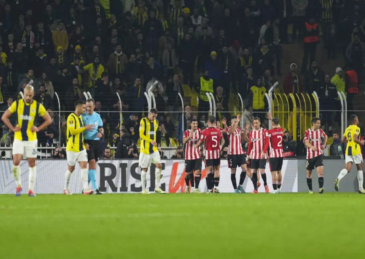 Fenerbahçe İspanyollara diş geçiremedi, Kadıköy'de devrildi! Fenerbahçe 0 - 2 Athletic Bilbao | Maçın özeti