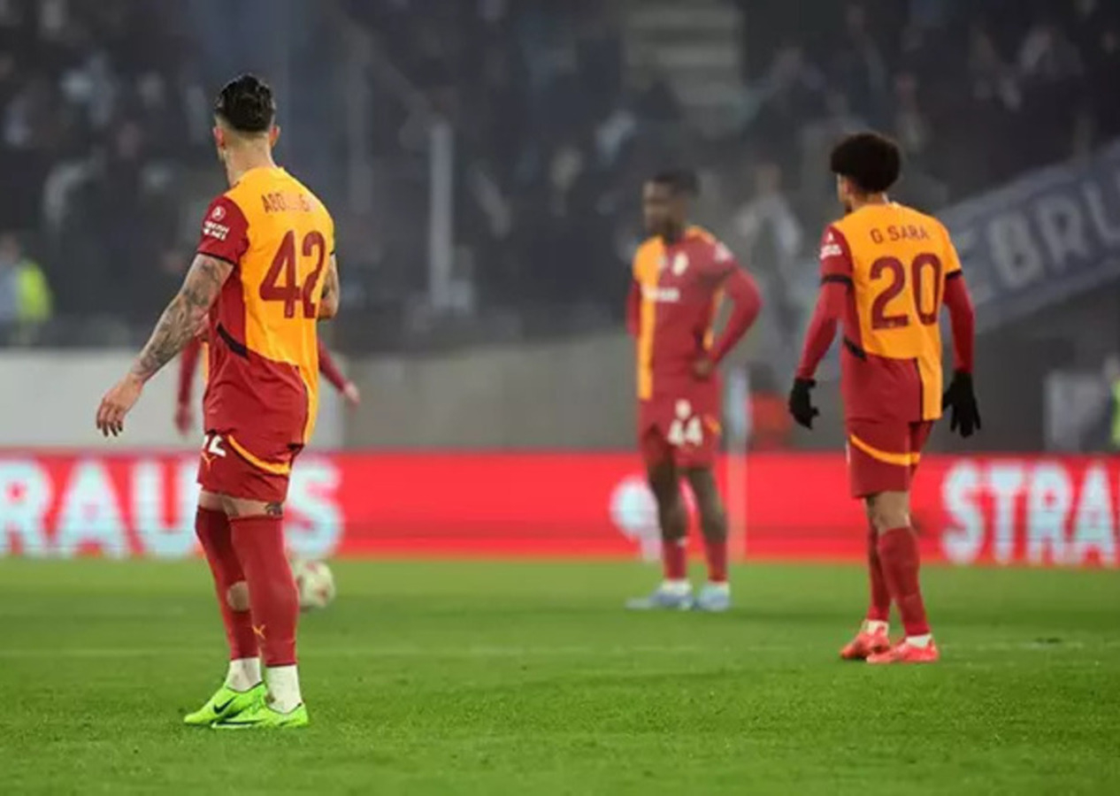 Galatasaray duraklamalarda yıkıldı, İsveç'te 3 puanı kaçırdı! Malmö 2 - 2 Galatasaray | Maçın özeti