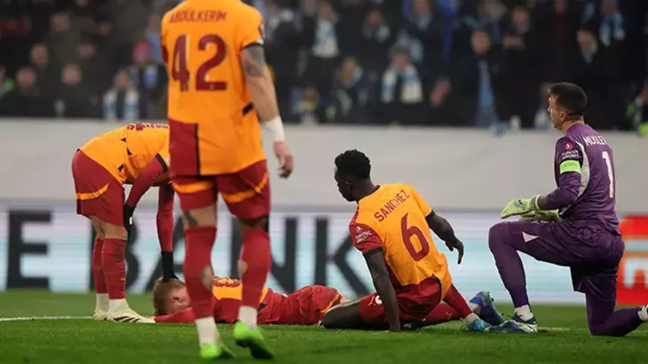 Galatasaray'da sakatlık kabusu: Davinson Sanchez oyuna devam edemedi!