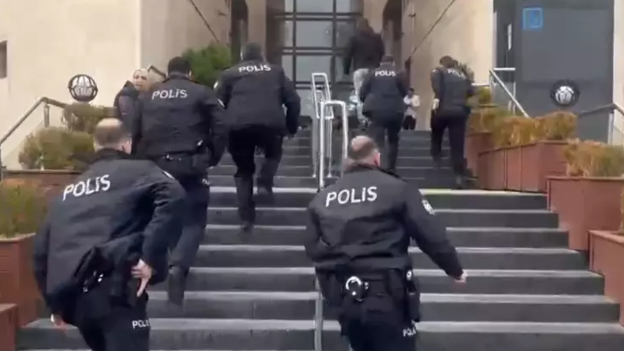 Bursa Son dakika haberleri! Adliyede silahlı saldırı; 2 ölü, 2 yaralı