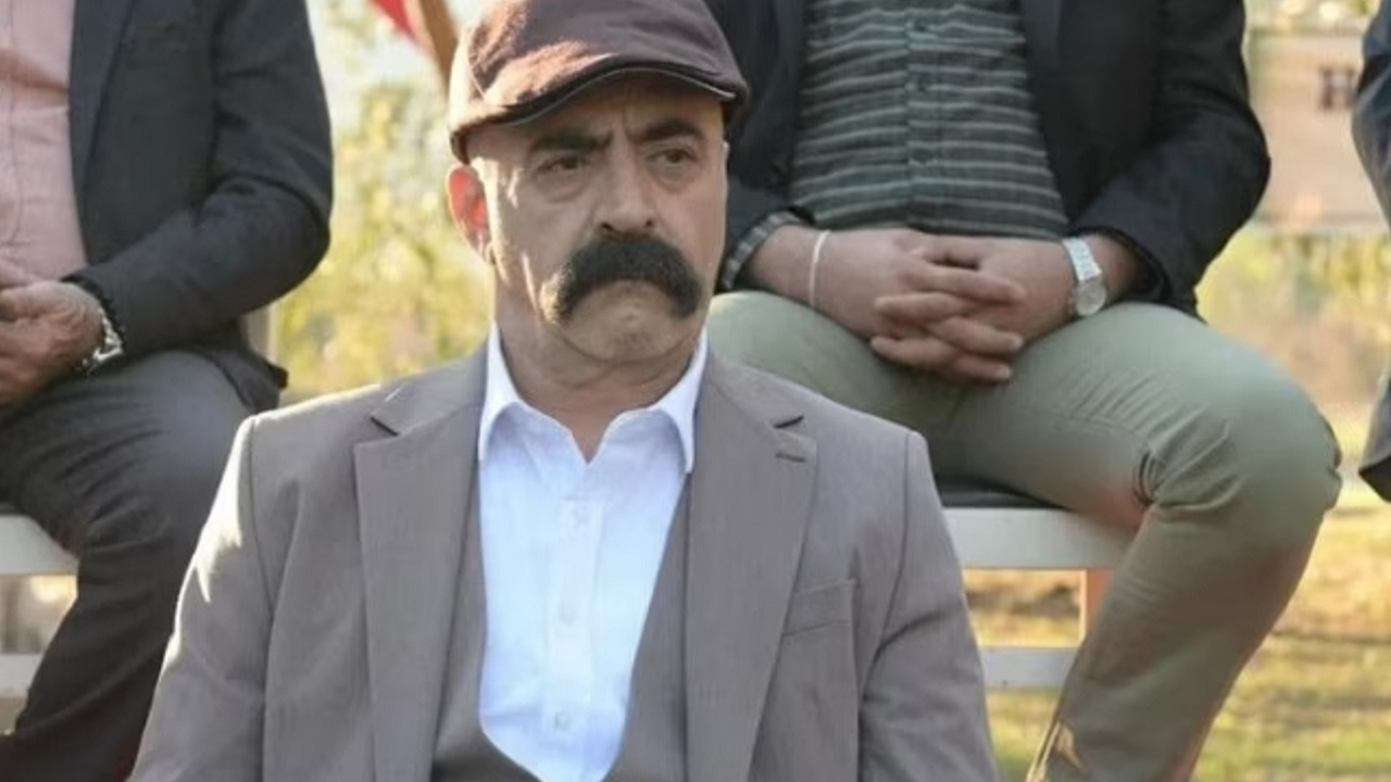 Ünlü oyuncu Levent Ülgen'den şok eden imaj değişikliği! Yeni dizisi için saçlarını kazıttı...