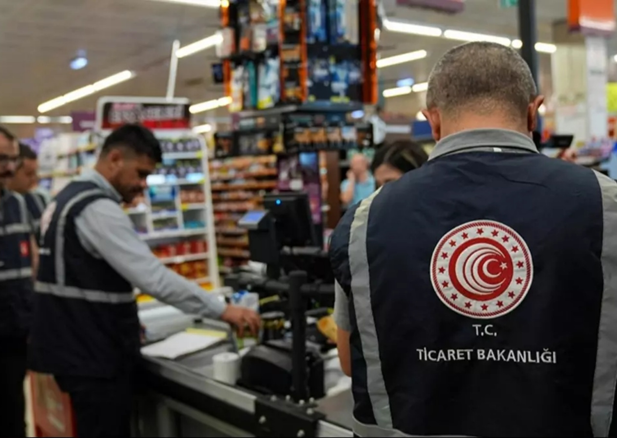 Hepsi tek tek piyasadan toplatılacak! Ticaret Bakanlığı sağlığı tehdit eden oyuncak, oda kokusu ve takıları açıkladı...