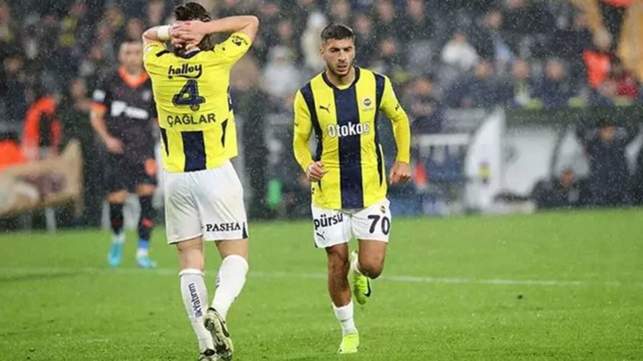 Fenerbahçe'de bir sakatlık daha! Oğuz Aydın oyundan çıktı!