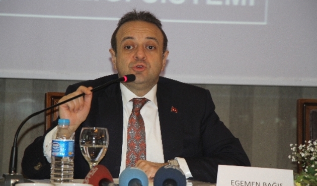 Egemen Bağış'tan Davutoğlu dönemine ince gönderme!