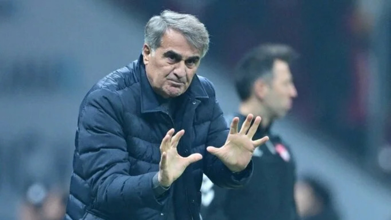 Şenol Güneş'ten öz eleştiri: Bu kadar emeğe sonuç almamız gerekiyor!